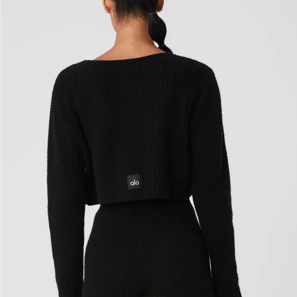 alo yoga Cashmere Plush Waffle Cropped long Sleeve Sweater size S - Picture 3 of 10